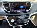 2023 Pacifica Thumbnail 28