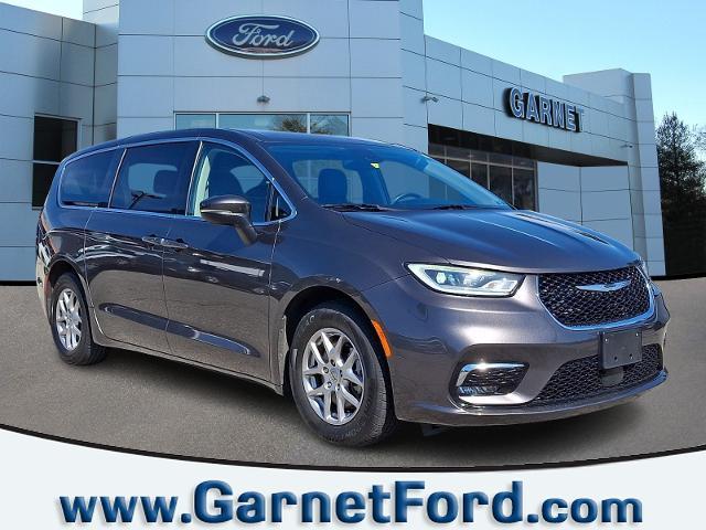2023 Chrysler Pacifica - $19,500