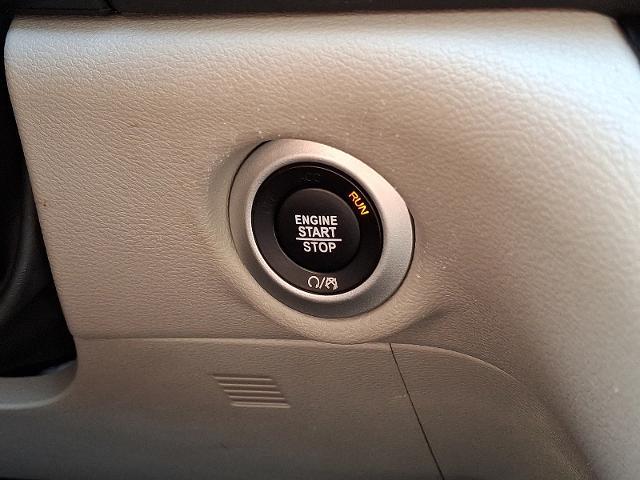 2023 Chrysler Pacifica - $19,500