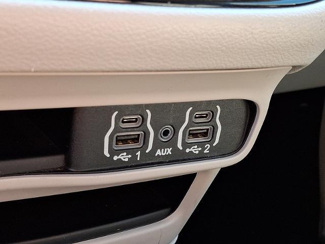 2023 Chrysler Pacifica - $19,500