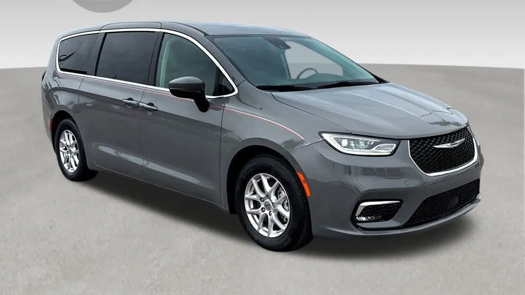 Preowned 2023 Chrysler Pacifica Touring L for Sale