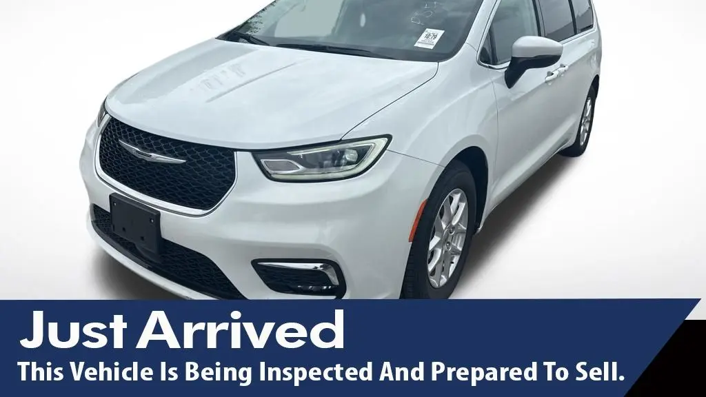 Preowned 2023 Chrysler Pacifica Touring L for Sale