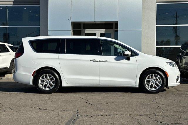 2023 Chrysler Pacifica - $19,400