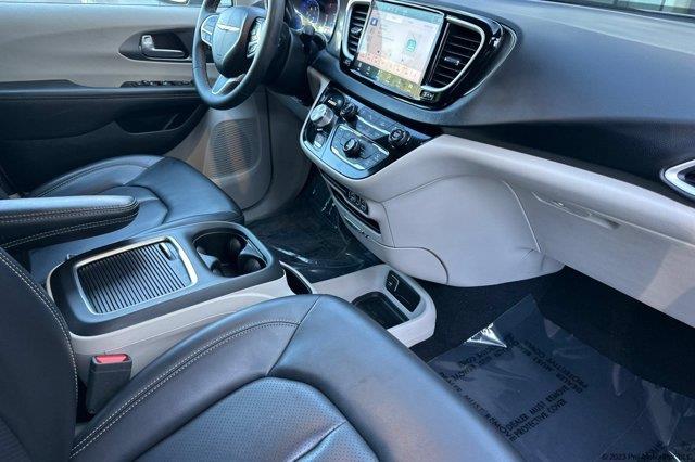 2023 Chrysler Pacifica - $19,400