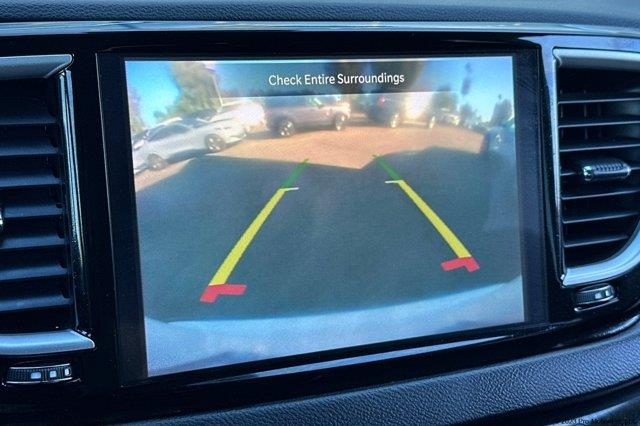 2023 Chrysler Pacifica - $19,400