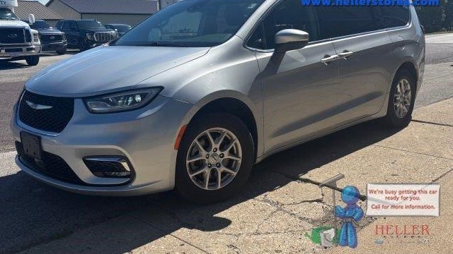 Preowned 2023 Chrysler Pacifica Touring L for Sale