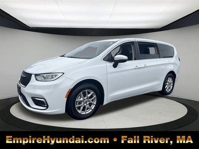 Photo of a 2023 Chrysler Pacifica Touring L 4DR Mini-Van for sale