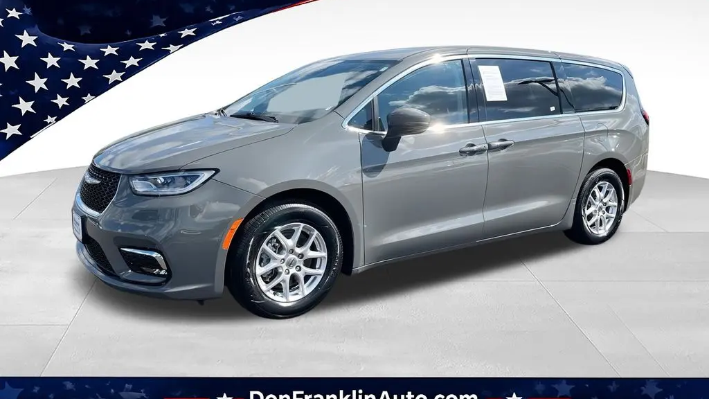 Preowned 2023 Chrysler Pacifica Touring L for Sale