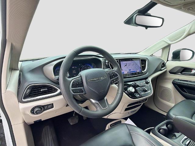 2023 Chrysler Pacifica - $21,557