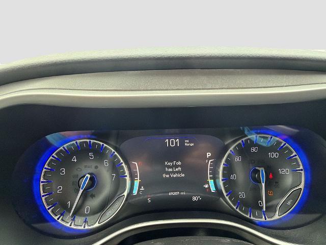 2023 Chrysler Pacifica - $21,557