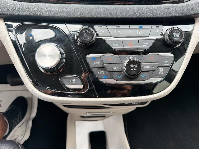 2023 Chrysler Pacifica - $21,557