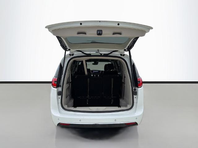 2023 Chrysler Pacifica - $21,557