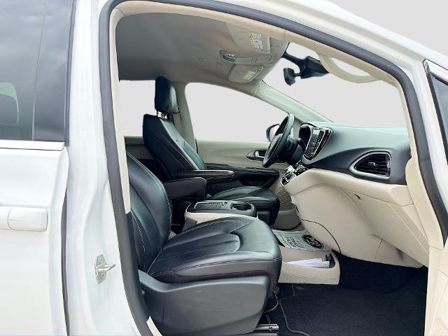 2023 Chrysler Pacifica - $21,557