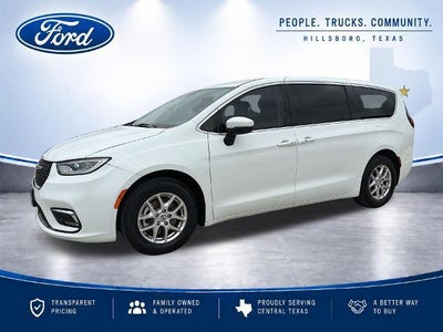 2023 Chrysler Pacifica Touring L 4DR Mini-Van