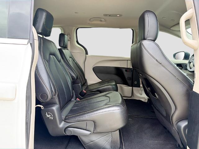 2023 Chrysler Pacifica - $17,290