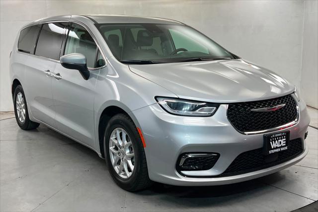 2023 Chrysler Pacifica - $17,999