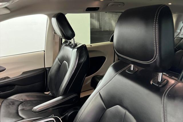 2023 Chrysler Pacifica - $17,999