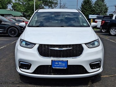 2023 Chrysler Pacifica Touring L 4DR Mini-Van
