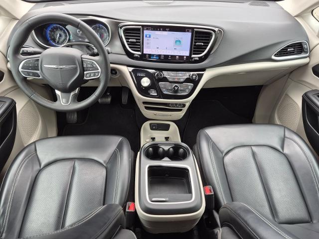 2023 Chrysler Pacifica - $22,000