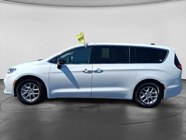 2024 Chrysler Pacifica - $24,966