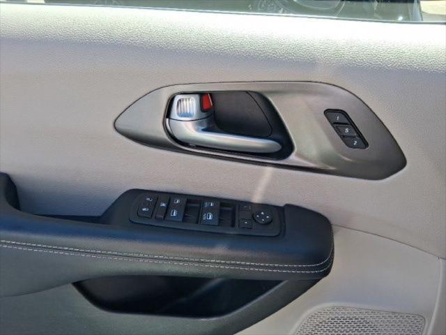 2024 Chrysler Pacifica - $24,966