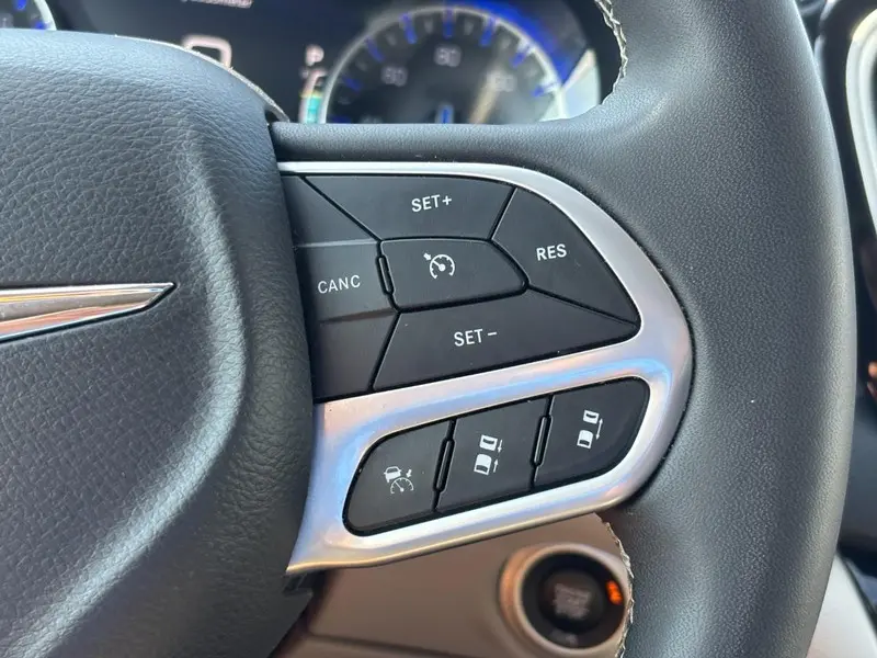 2024 Chrysler Pacifica - $24,995