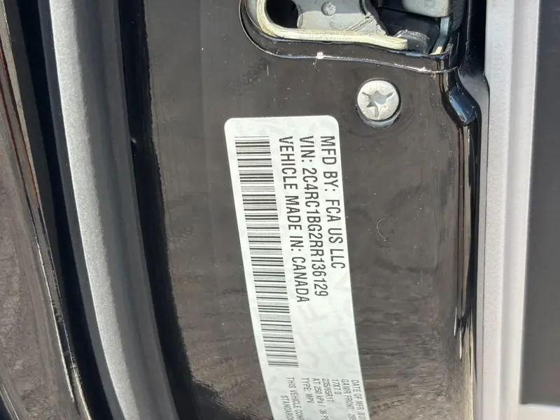 2024 Chrysler Pacifica - $24,995