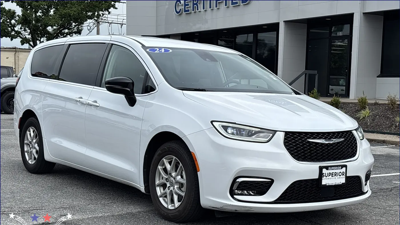 Preowned 2024 Chrysler Pacifica Touring L for Sale