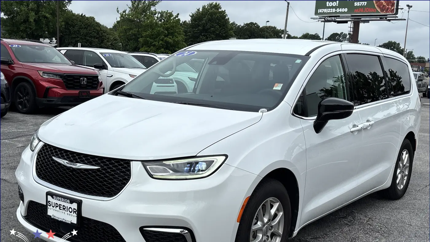 2024 Chrysler Pacifica Touring L