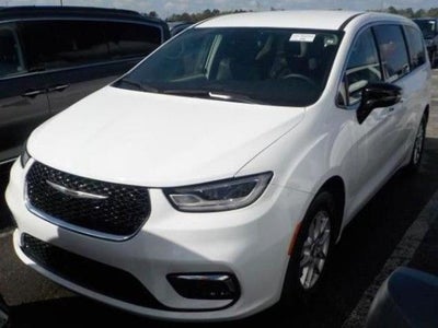 Photo of a 2024 Chrysler Pacifica Touring L 4DR Mini-Van for sale