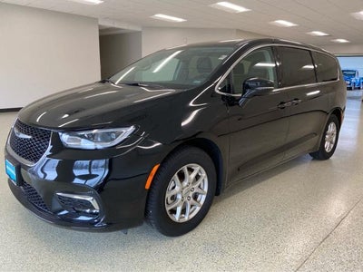 2024 Chrysler Pacifica Touring L 4DR Mini-Van