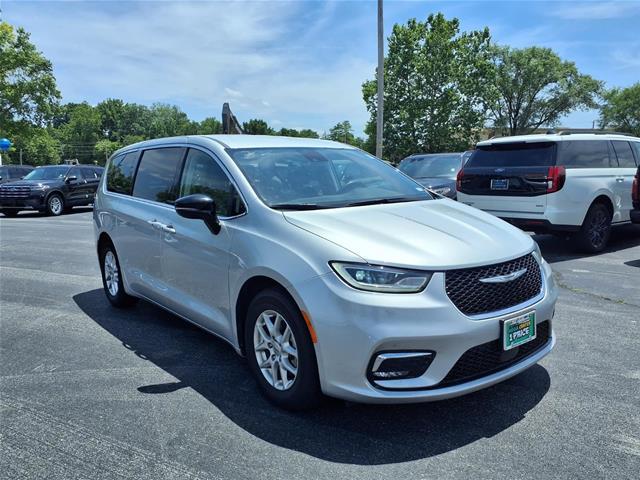 2024 Chrysler Pacifica - $18,774