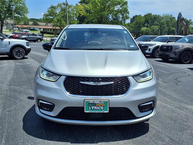 2024 Chrysler Pacifica - $18,774