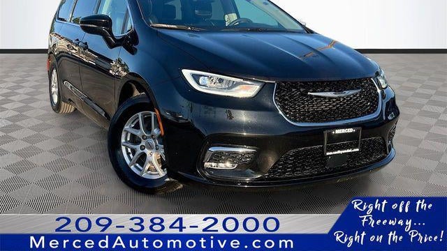 Preowned 2024 Chrysler Pacifica Touring L for Sale