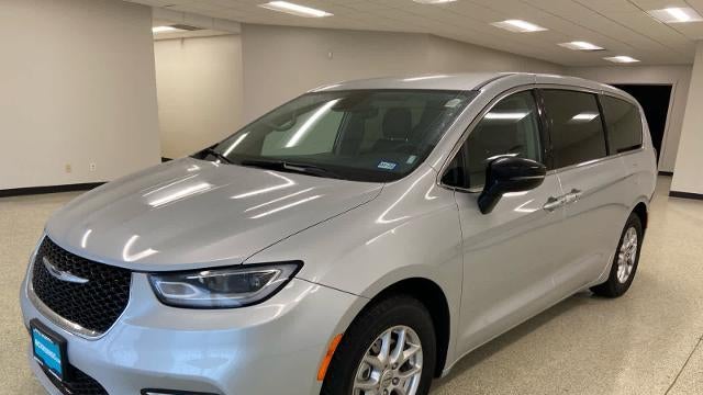Preowned 2024 Chrysler Pacifica Touring L for Sale