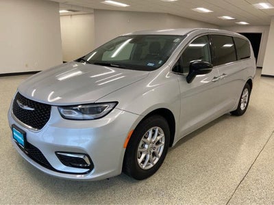 Photo of a 2024 Chrysler Pacifica Touring L 4DR Mini-Van for sale