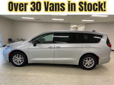 Photo of a 2024 Chrysler Pacifica Touring L 4DR Mini-Van for sale