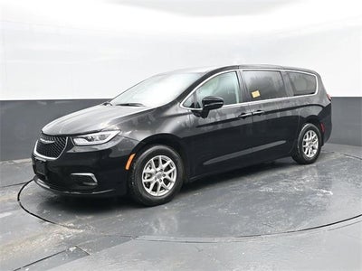 Photo of a 2024 Chrysler Pacifica Touring L 4DR Mini-Van for sale