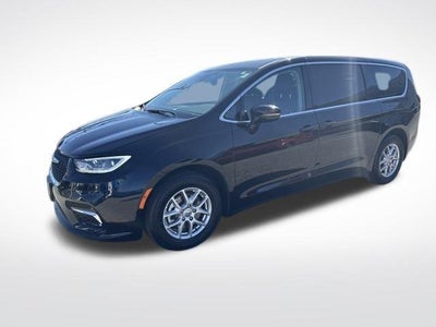 Photo of a 2024 Chrysler Pacifica Touring L 4DR Mini-Van for sale