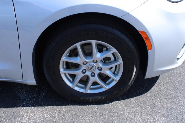 2024 Chrysler Pacifica - $20,500