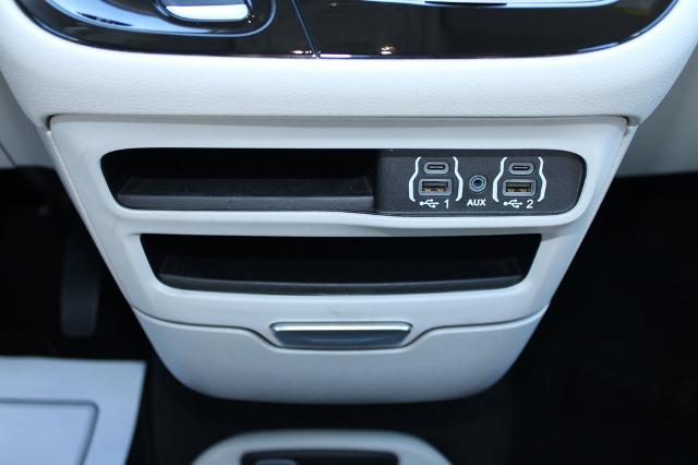 2024 Chrysler Pacifica - $20,500
