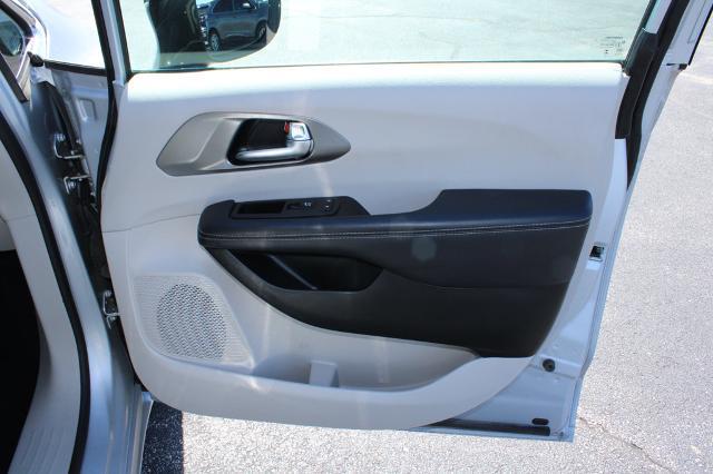 2024 Chrysler Pacifica - $20,500