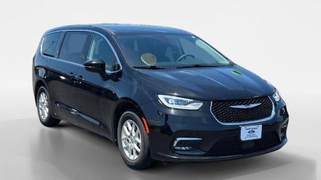 Preowned 2024 Chrysler Pacifica Touring L for Sale