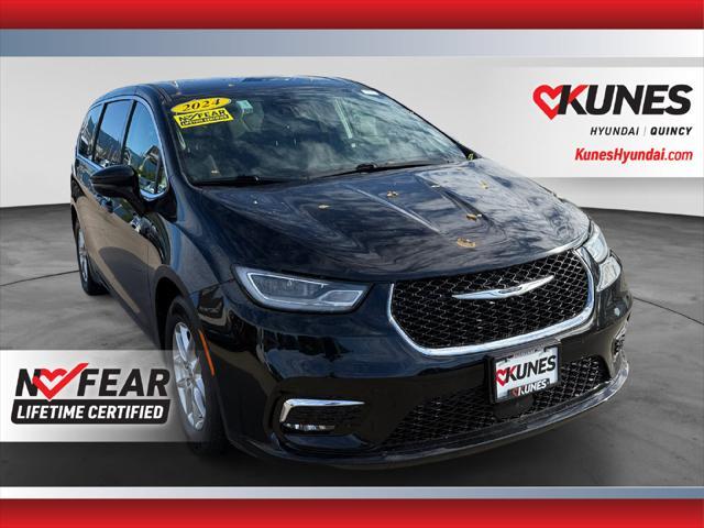 2024 Chrysler Pacifica - $24,077