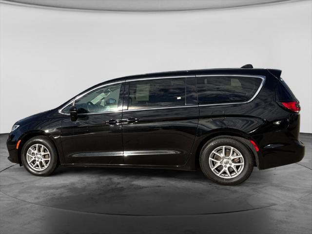 2024 Chrysler Pacifica - $24,077