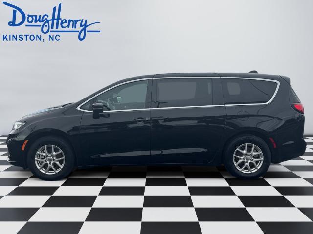 2025 Chrysler Pacifica - $24,954