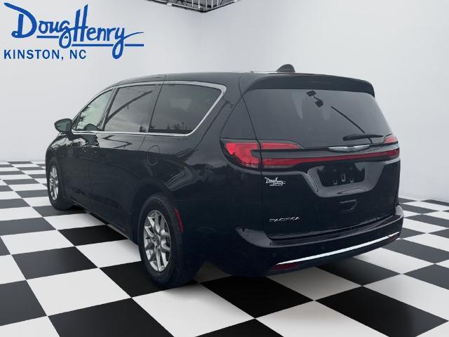 2025 Chrysler Pacifica - $24,954