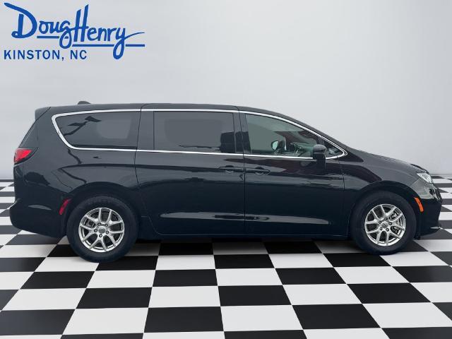 2025 Chrysler Pacifica - $24,954