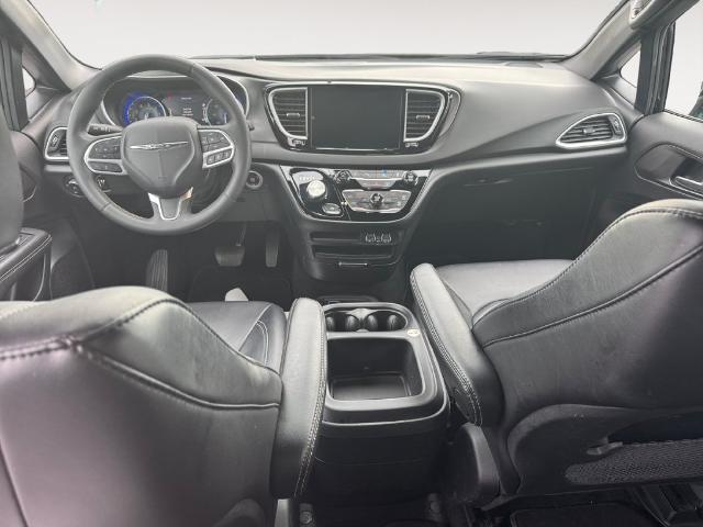 2025 Chrysler Pacifica - $24,954