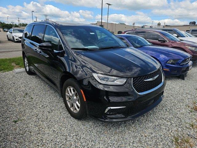 2025 Chrysler Pacifica - $27,677